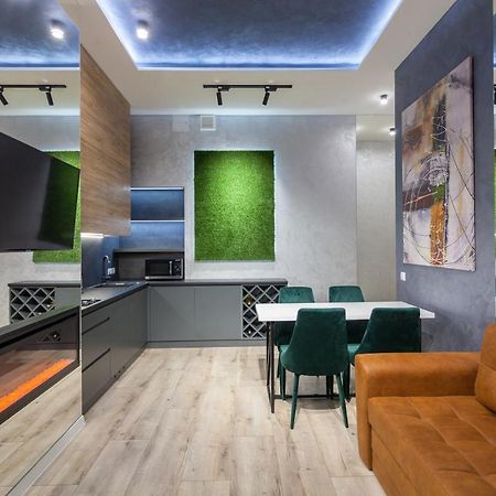 Апартамент З Дизайнерським Ремонтом Lviv Exterior photo
